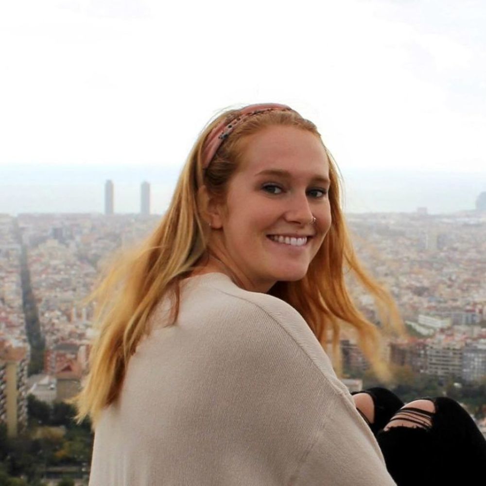Meet your Posher, Andrea